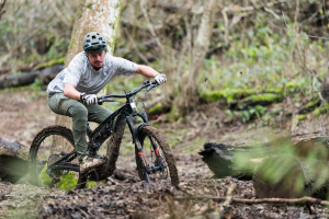 Video: Daryl Brown UK Mountain Biking in the Muddy Slop